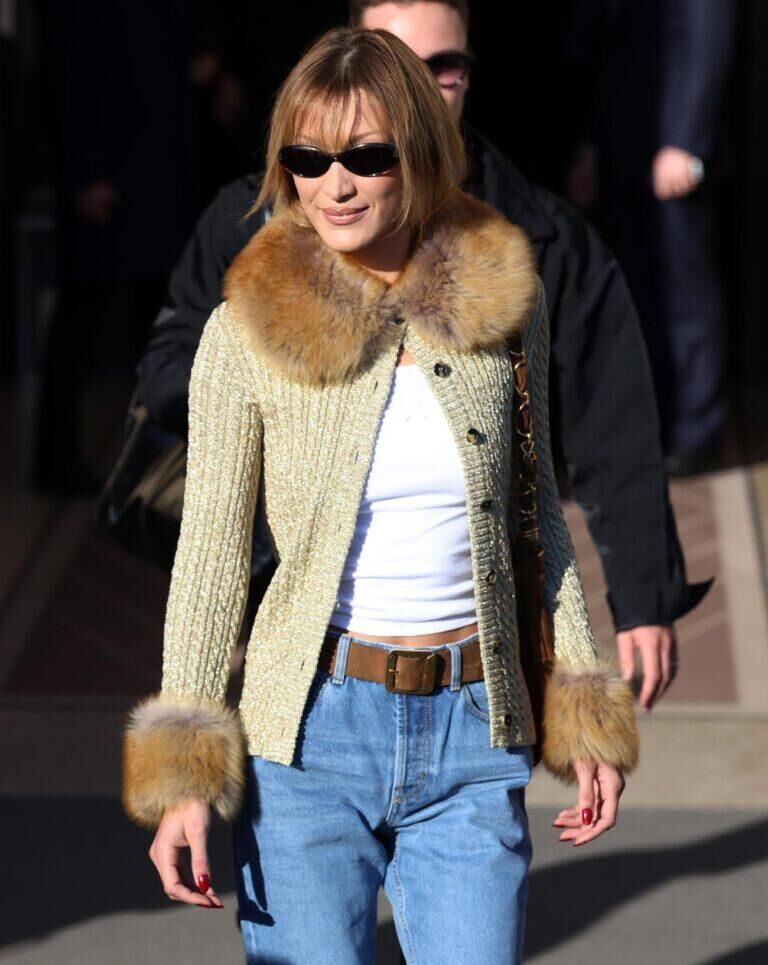bella hadid en cardigan