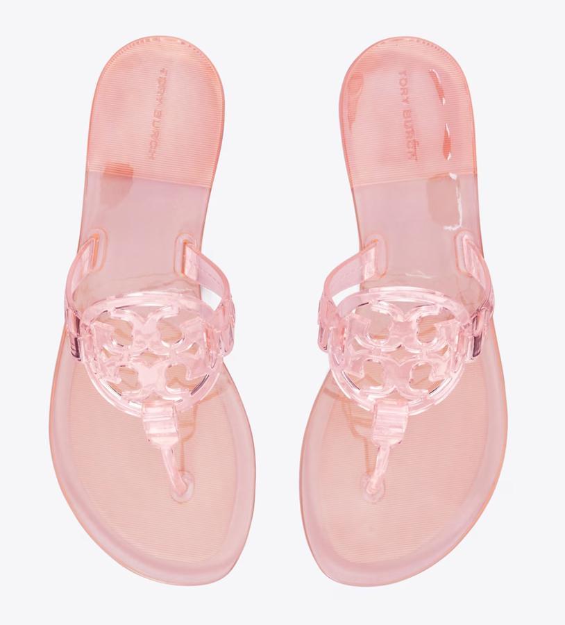 tongs en caoutchouc rose tory burch tendance printemps-ete 2026