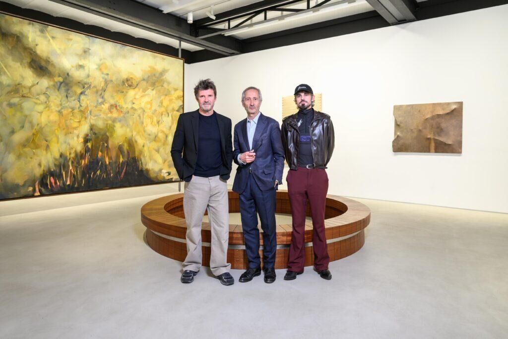 Vernissage de l'exposition Trafiquer l'inconnu Paul-Emmanuel Reiffers, Bernard Blistène et Thibaut Wychowanok.