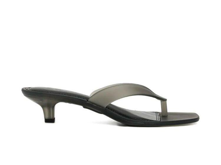 Pinces à talons en plastique Senso.