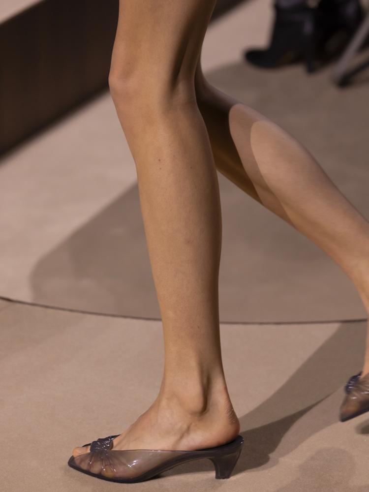 Les jelly shoes du défilé Chloé printemps été 2026
