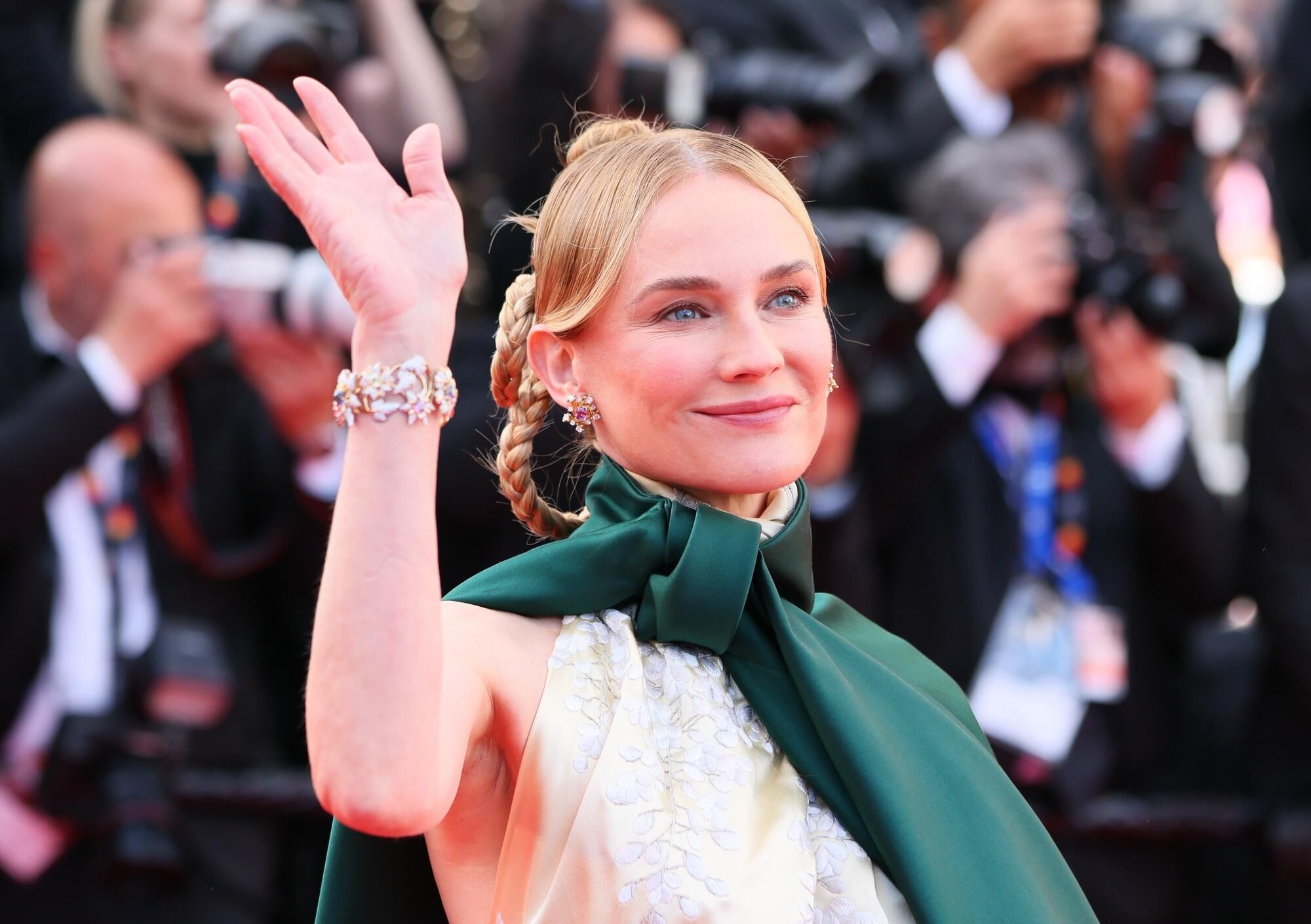 Diane Kruger au Festival de Cannes 2026 en robe givenchy et bijoux Tiffany & Co.