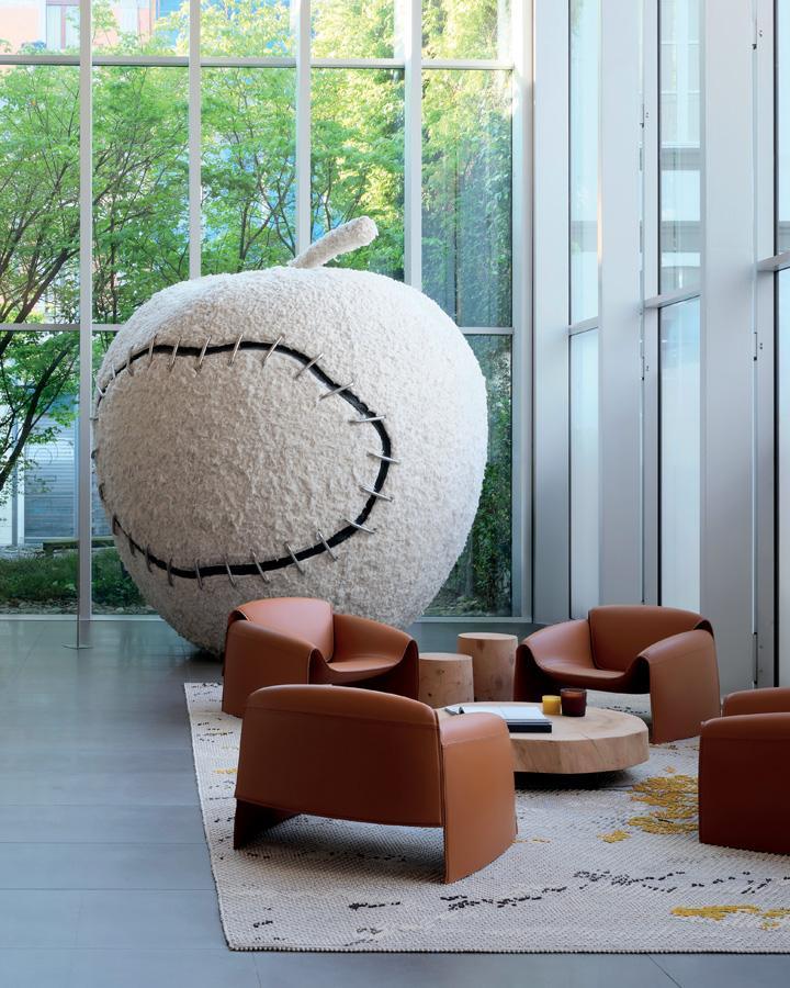 Michelangelo Pistoletto, Woollen – La Mela Reintegrata (2007)