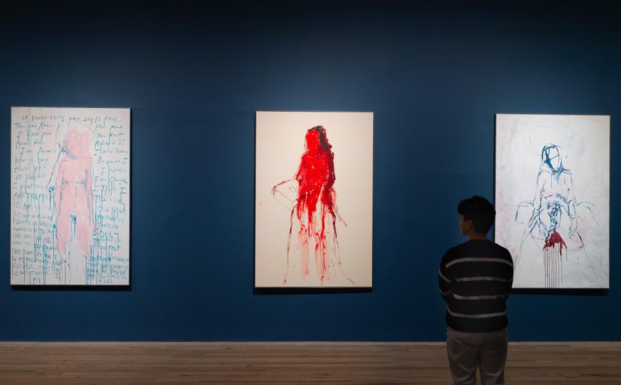 Vue de l'exposition Tracey Emin : A Second Life à la Tate Modern.