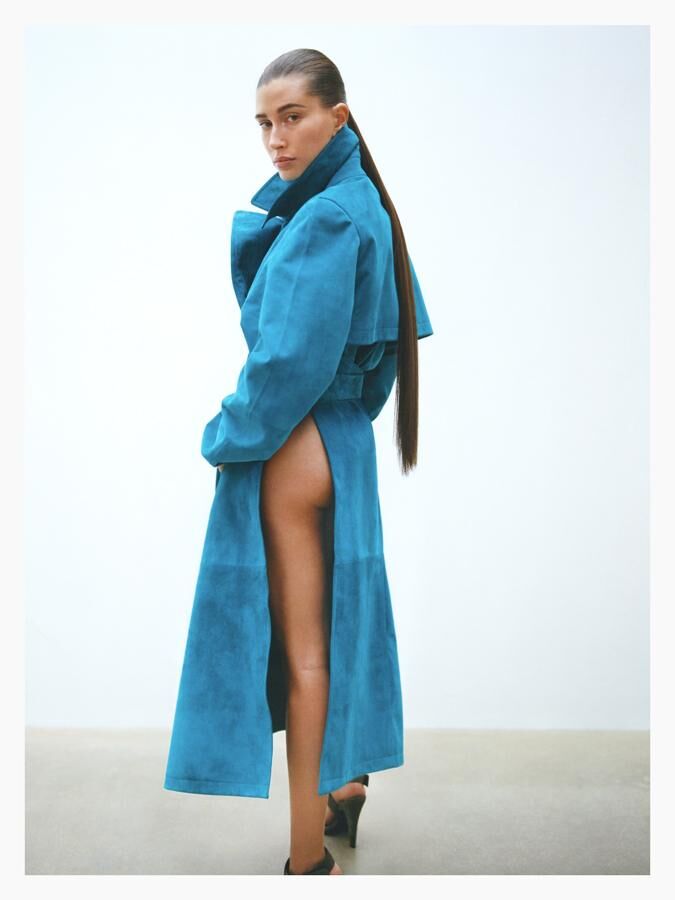 campagne alaia printemps-ete 2026 par pieter mulier hailey bieber
