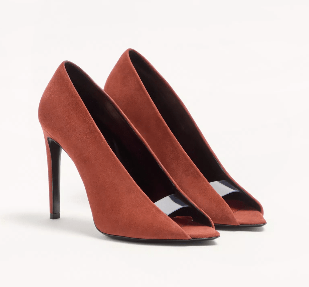 escarpins en daim ouvert devans tendance printemps-ete 2026 valentino