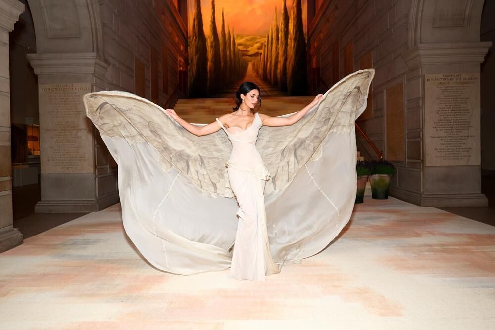 Kendall Jenner en Gap Studio au met Gala 2026