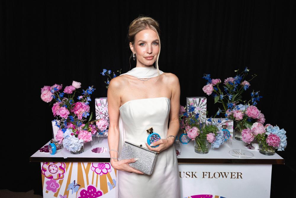 Leonie Hanne à la soirée HFC pour le parfum MUSK Flower à Cannes