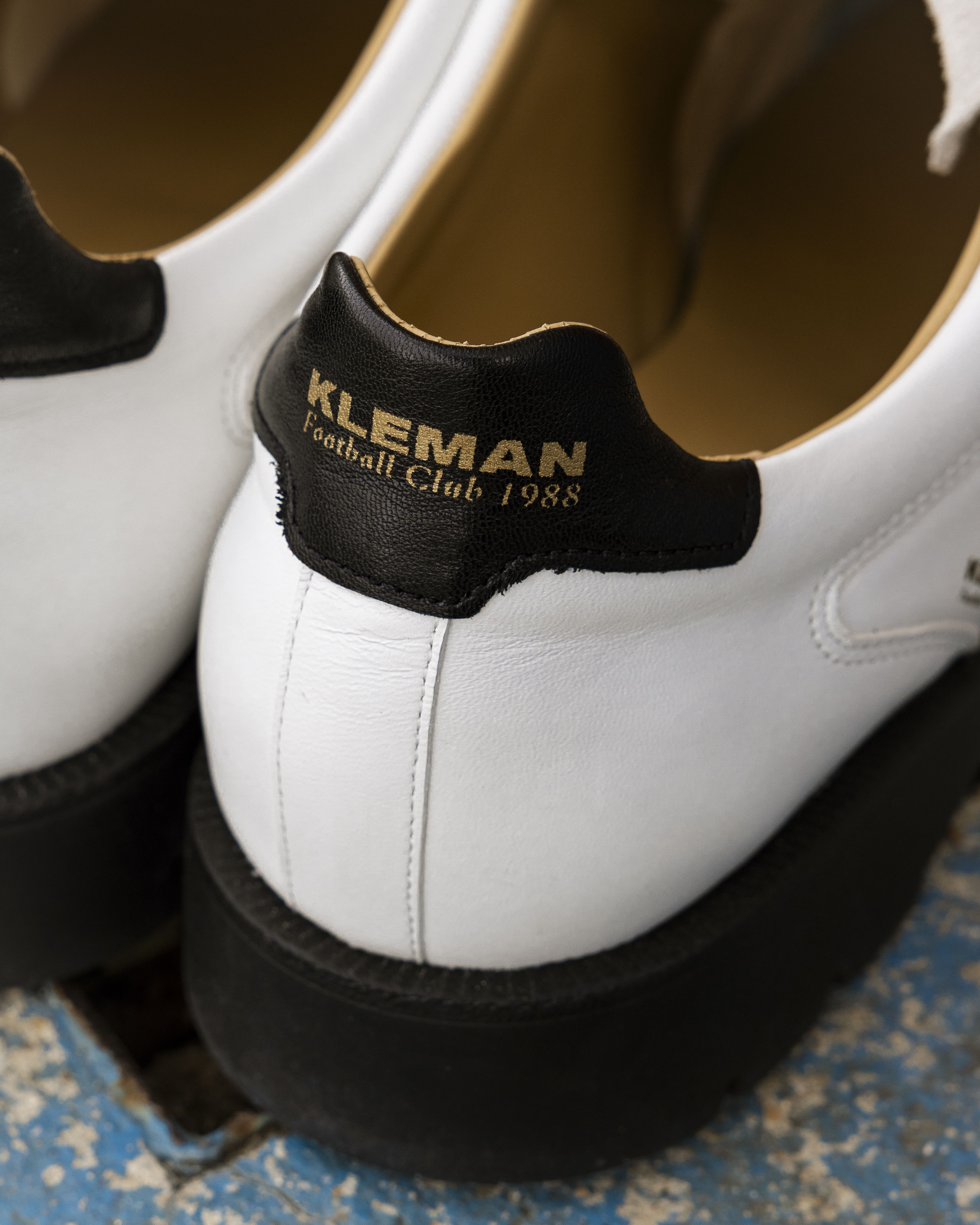 La champagne football de la marque de souliers Kleman.
