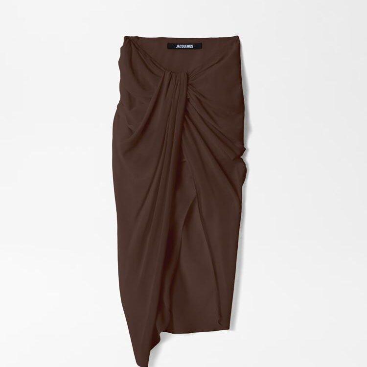 Le paréo marron jacquemus