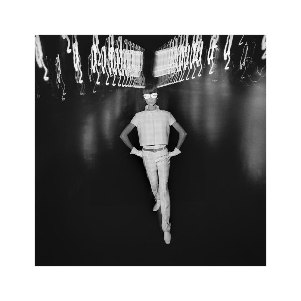 Courreges Collection Haute Couture Printemps-Ete 1965 @ Peter Knapp.