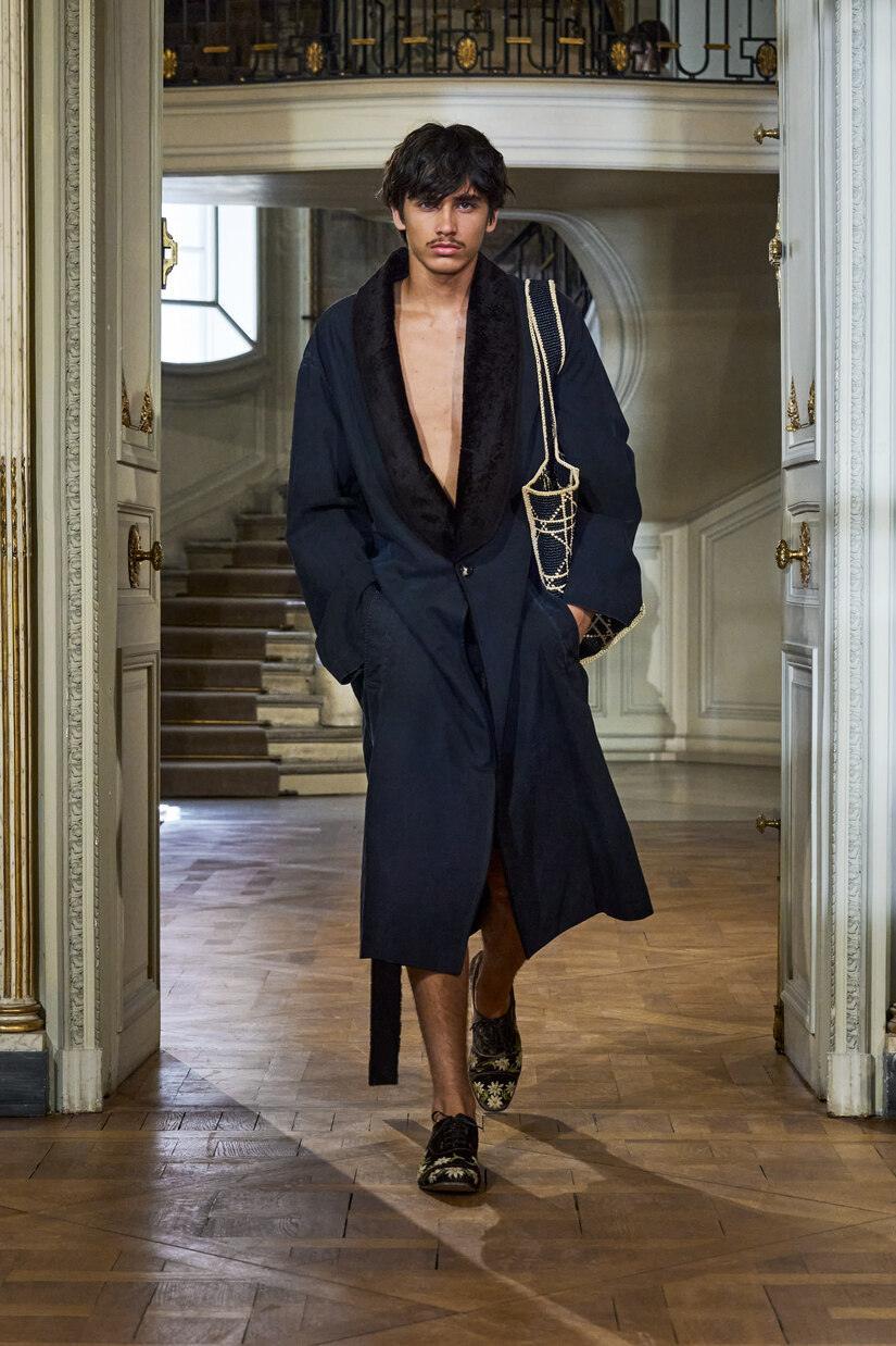 Le défilé Dior homme printemps-été 2027 à Paris par Jonathan Anderson.