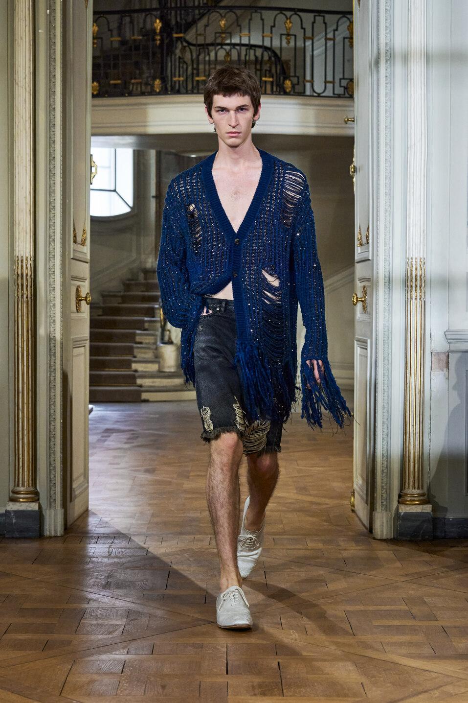 Le défilé Dior homme printemps-été 2027 à Paris par Jonathan Anderson.