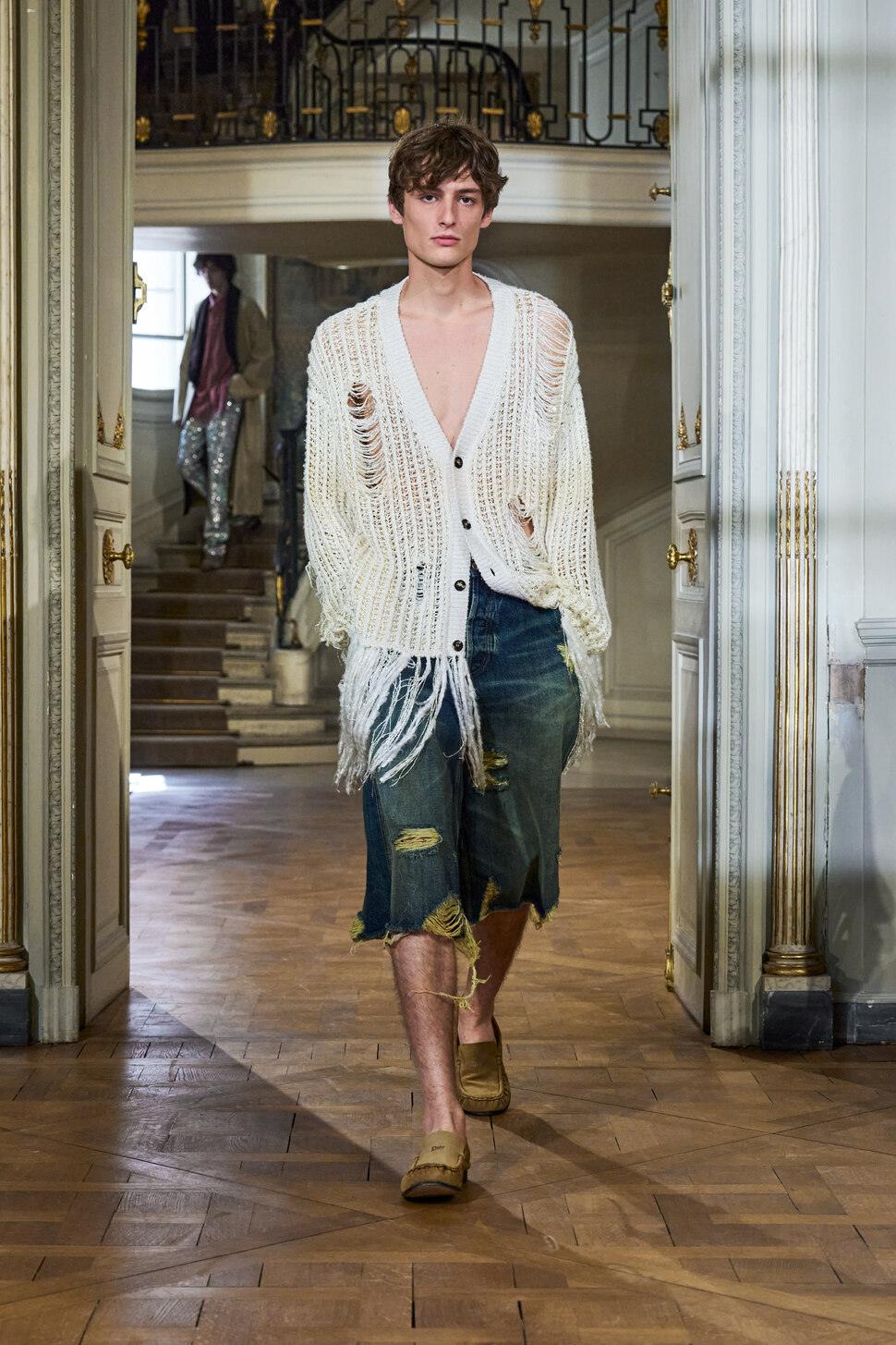 Le défilé Dior homme printemps-été 2027 à Paris par Jonathan Anderson.