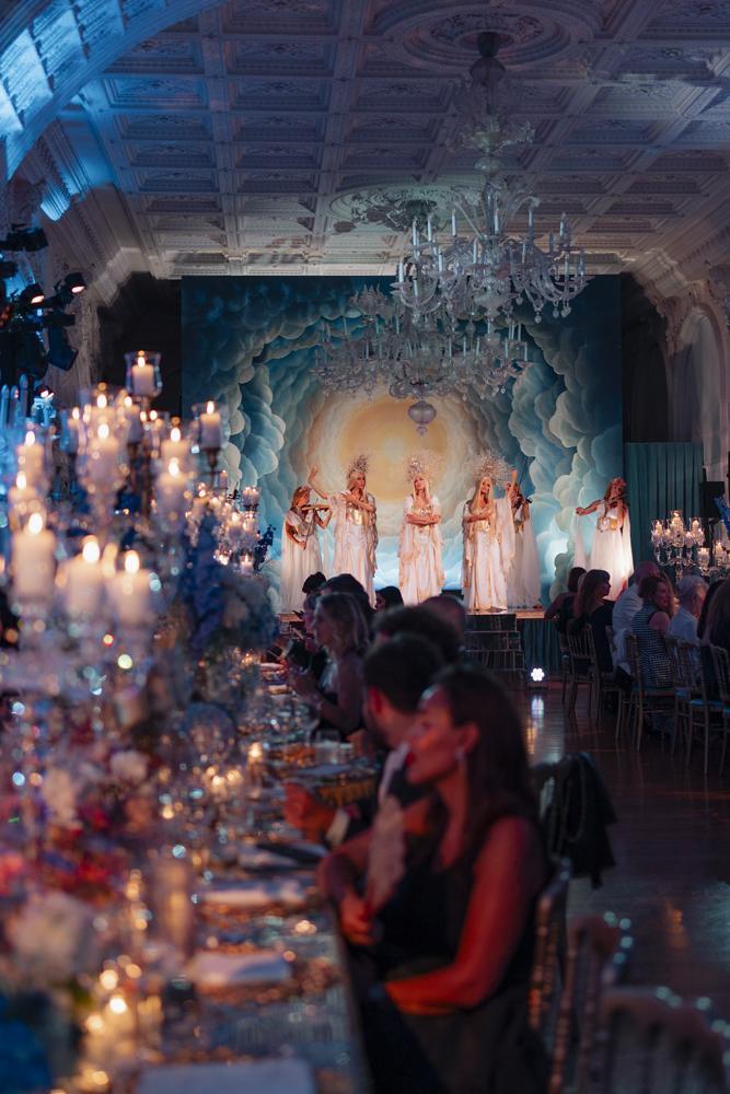 La soirée anniversaire des trente ans de Roberto Coin à hôtel Excelsior du Lido à Venise