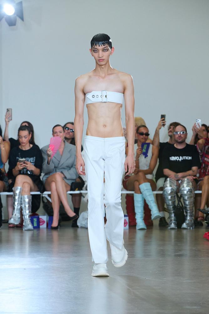 le défilé Jeanne Friot printemps-été 2027 à la Fashion Week de Paris