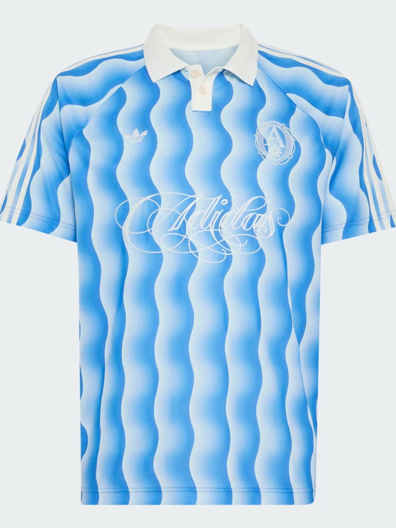 Maillot de football, 70€, Adidas.