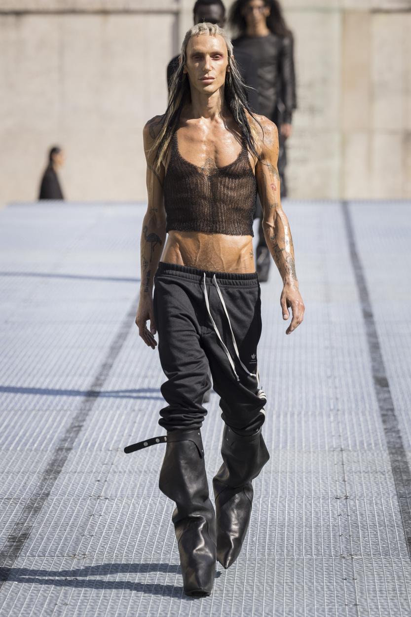 Rick Owens fashion show in Paris, Spring Summer 2027 Menswear Fashion Week Photo by Valerio Mezzanotti