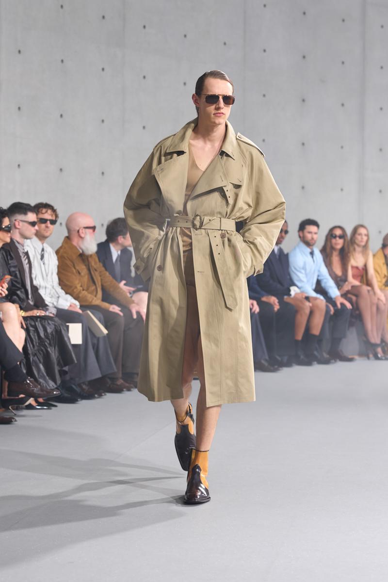 Le défilé saint Laurent homme printemps-été 2027 à la Fashion Week de Paris