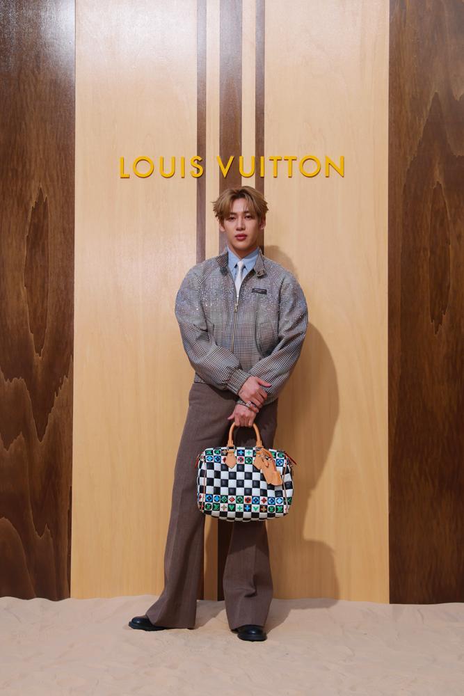 BamBam au défilé Louis Vuitton homme printemps-été 2027 dans le cadre de la Fashion Week de Paris, le 23 juin 2026 à Paris, en France. © Victor Boyko/Getty Images pour Louis Vuitton.