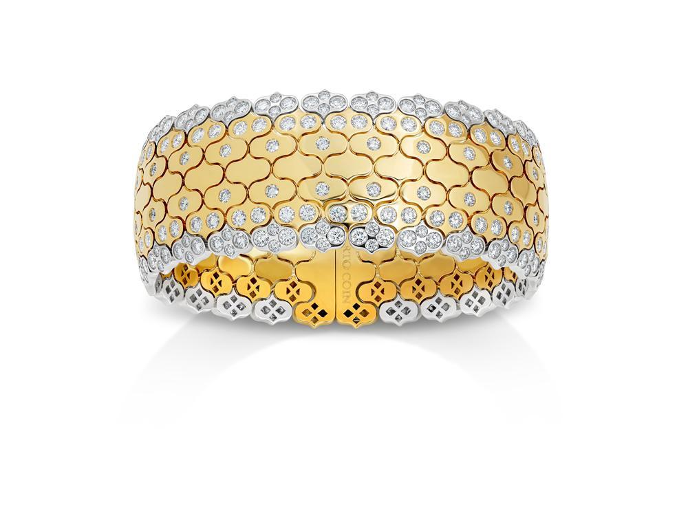 le bracelet en or jaune et diamants de la collection Cobra.