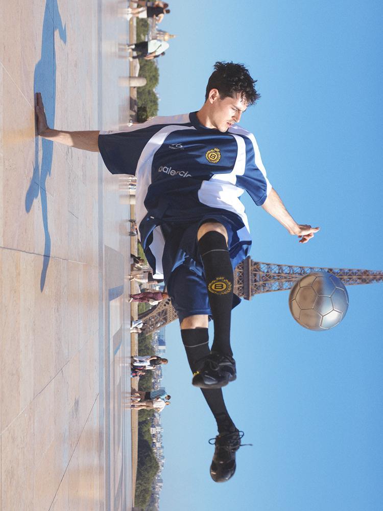 La collection Soccer Series de Balenciaga.