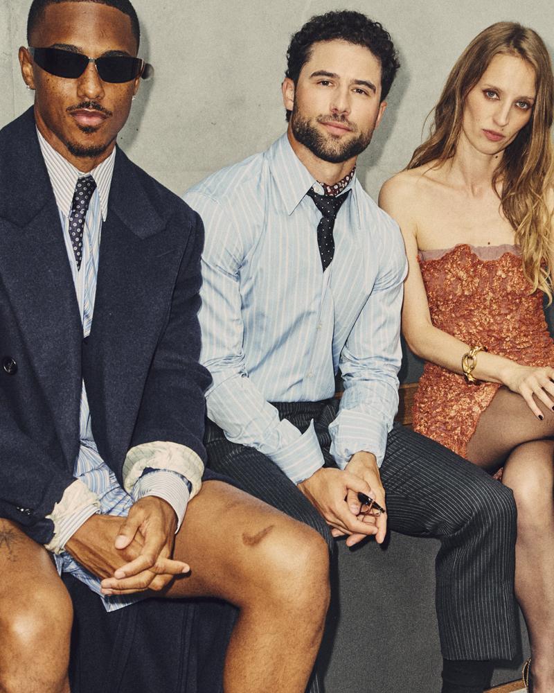 Keith Powers, Robbie Graham-Kutz et Petra Collins au défilé Saint Laurent homme printemps-été 2027 à la Fashion Week de Paris