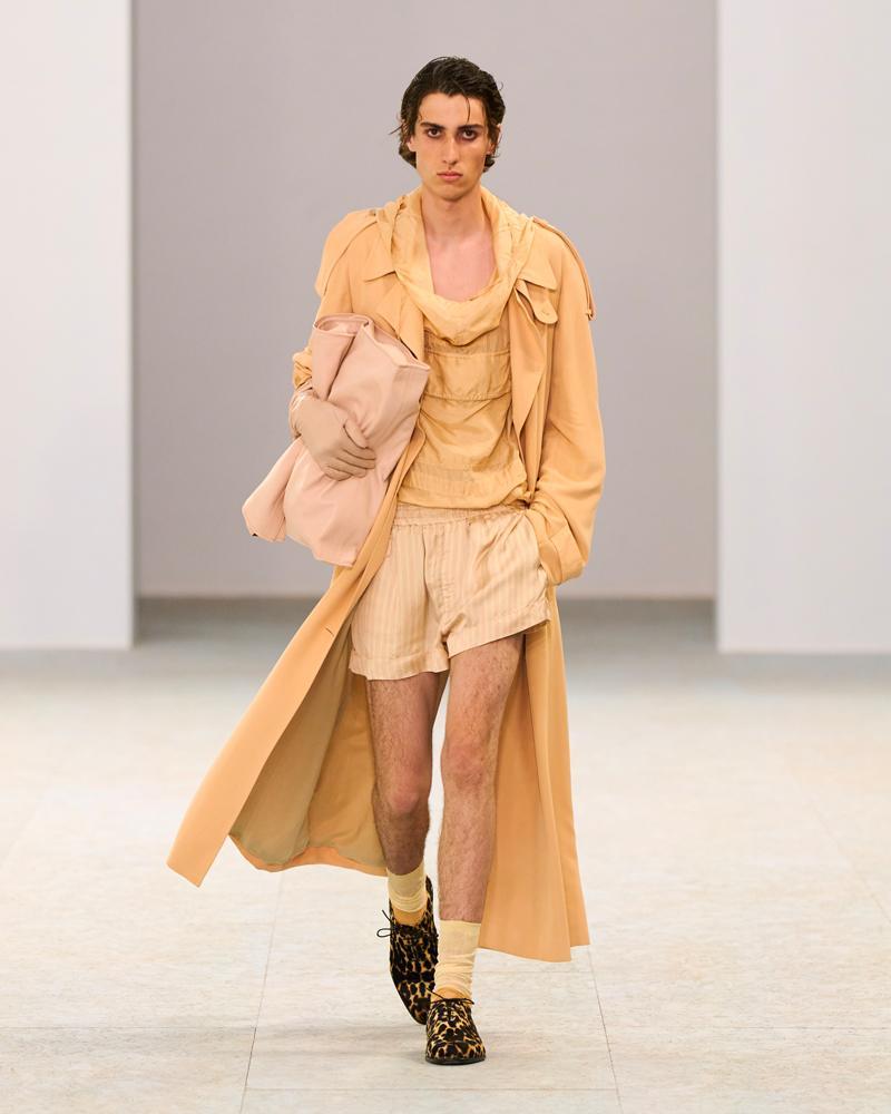 Le défilé Dries Van Noten printemps-été 2027 à la Fashion Week de Paris
