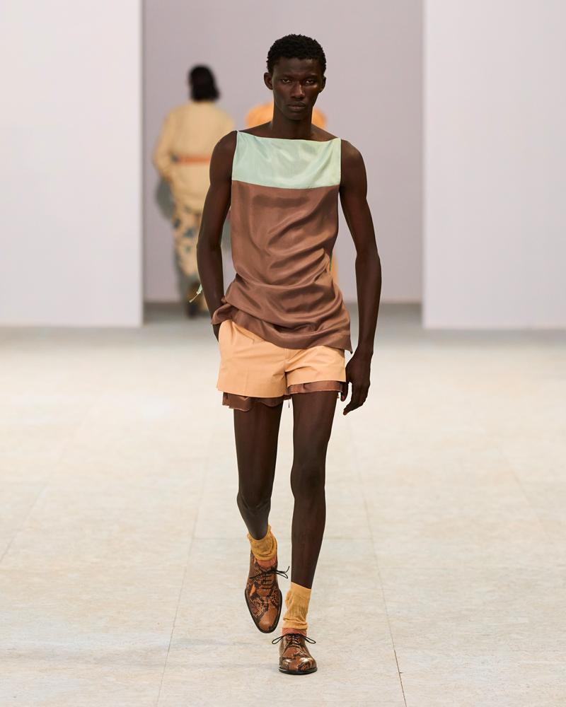 Le défilé Dries Van Noten printemps-été 2027 à la Fashion Week de Paris