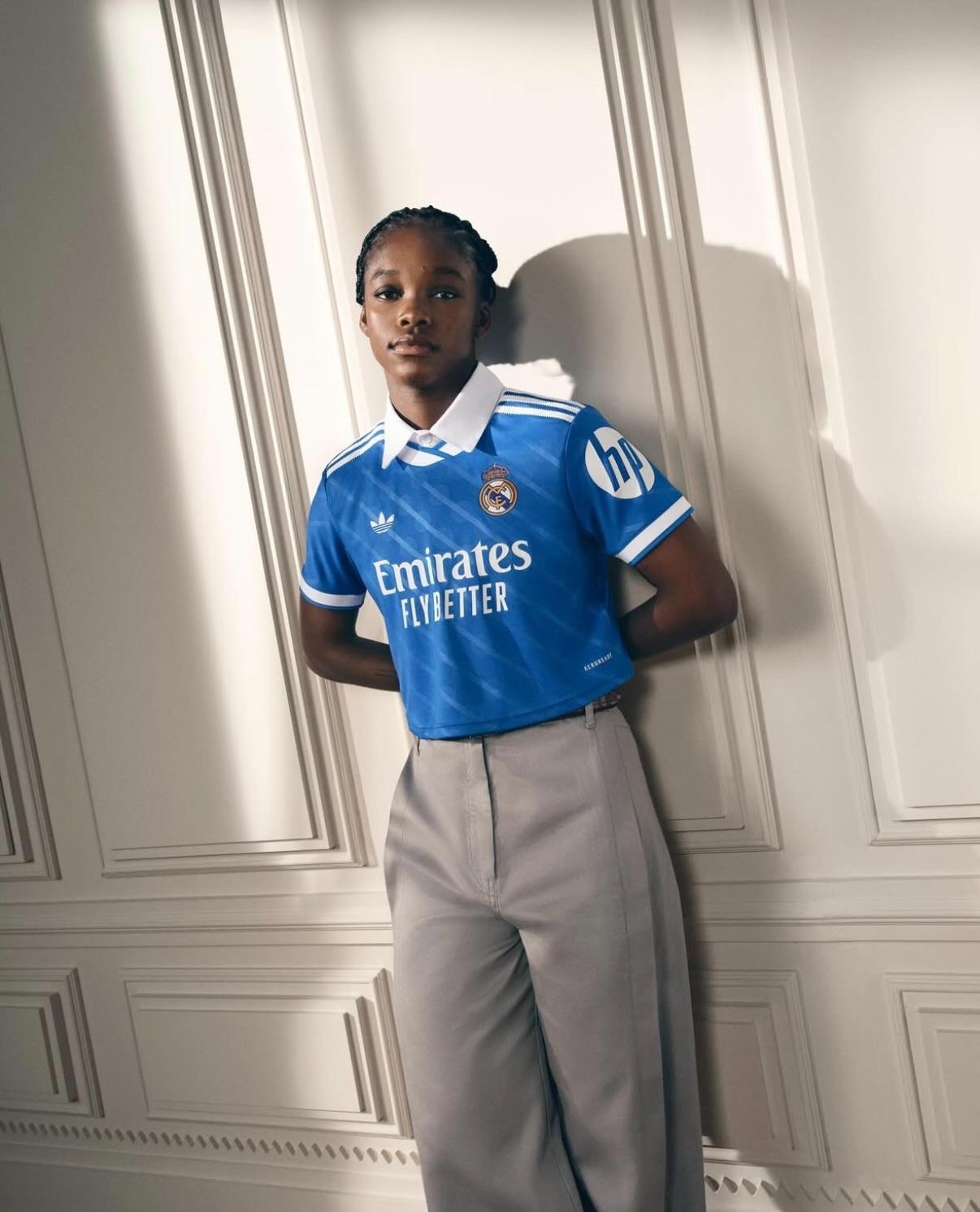 La footballeuse Linda Caceido pour le Real Madrid x Adidas.