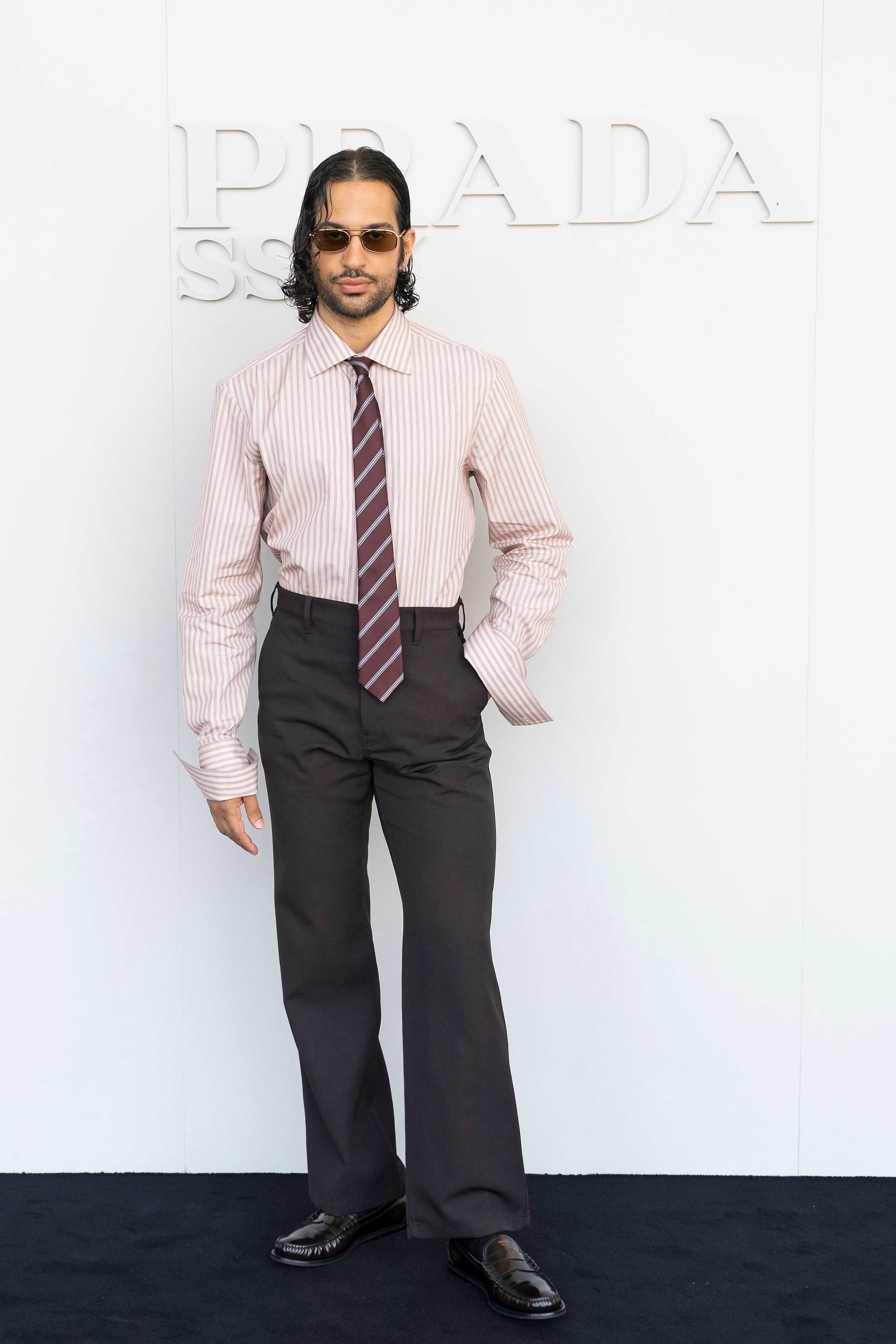 Mahmood au défilé Prada homme printemps-été 2027.