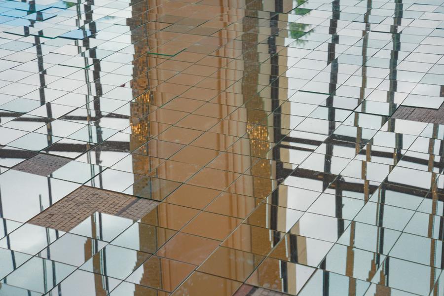 Mathias Kiss, Liquid Mirror (2026)