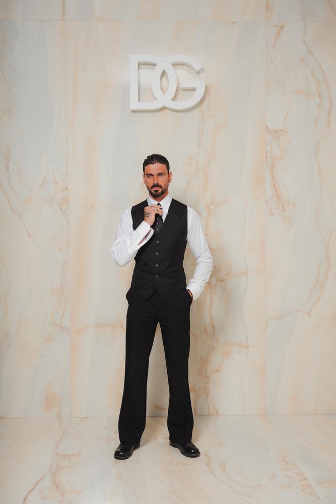 Michele Morrone au défilé Dolce & Gabbana homme printemps-été 2027.