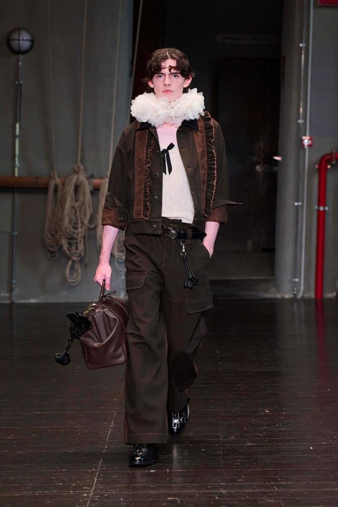 Le défilé Simone Rocha printemps 2027 - Homme au Pitti Uomo (2026).