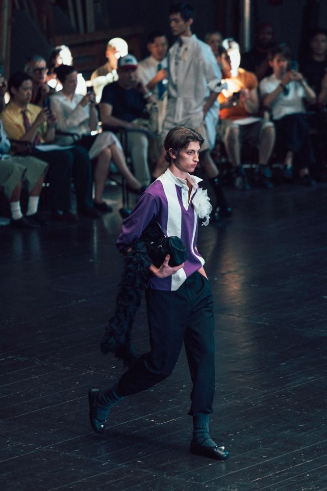 Le défilé Simone Rocha printemps 2027 - Homme au Pitti Uomo (2026)