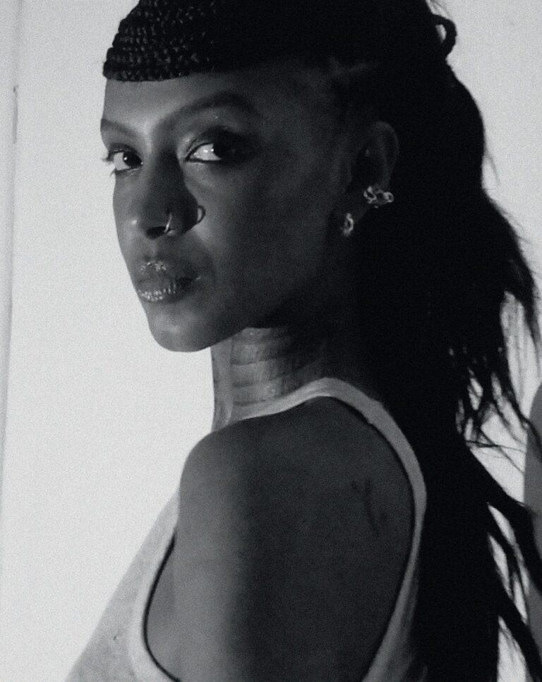 Alewya portrait. © Lee Trigg.