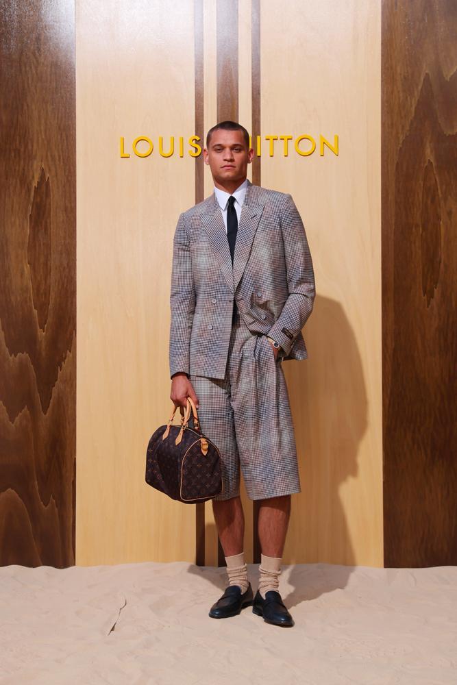 Tyriq Withers au défilé Louis Vuitton homme printemps-été 2027 dans le cadre de la Fashion Week de Paris, le 23 juin 2026 à Paris, en France. © Victor Boyko/Getty Images pour Louis Vuitton.