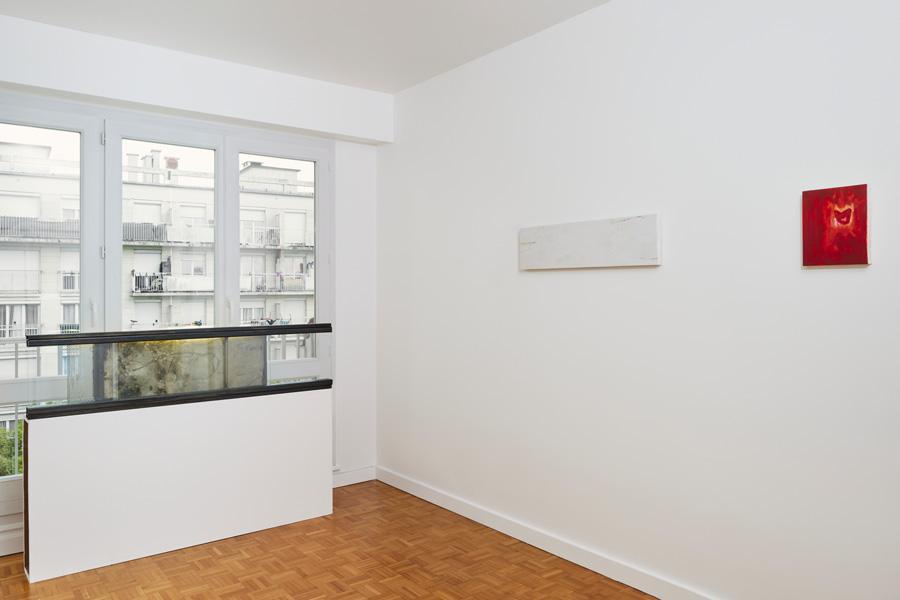 Vue de l'exposition “spare room #2, Matthias Odin, Clémentine Bruno” à la galerie spare room. Art contemporain.