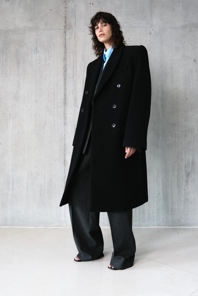 La collaboration mode minimaliste WARDROBE.NYC x H&M