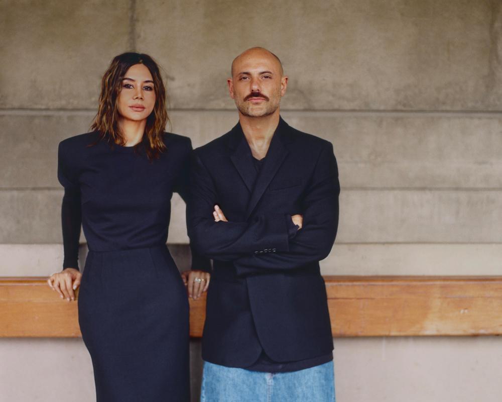 l’éditrice et styliste Christine Centenera et le designer Josh Goot,