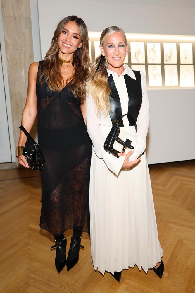 Jessica Alba et Sarah Jessica Parker au défilé Fendi haute couture automne-hiver 2026-2027