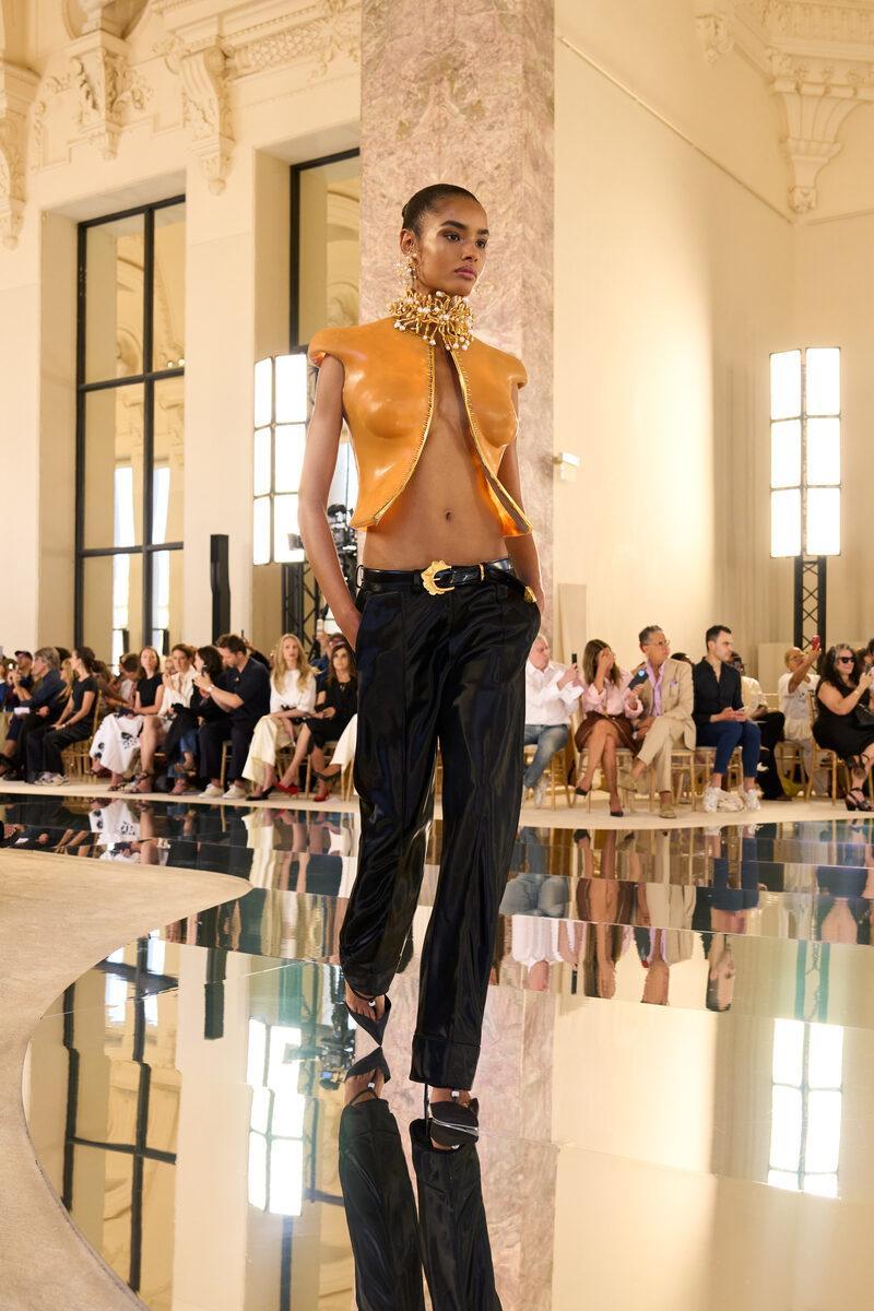 défilé Schiaparelli haute couture automne-hiver 2026-2027 -