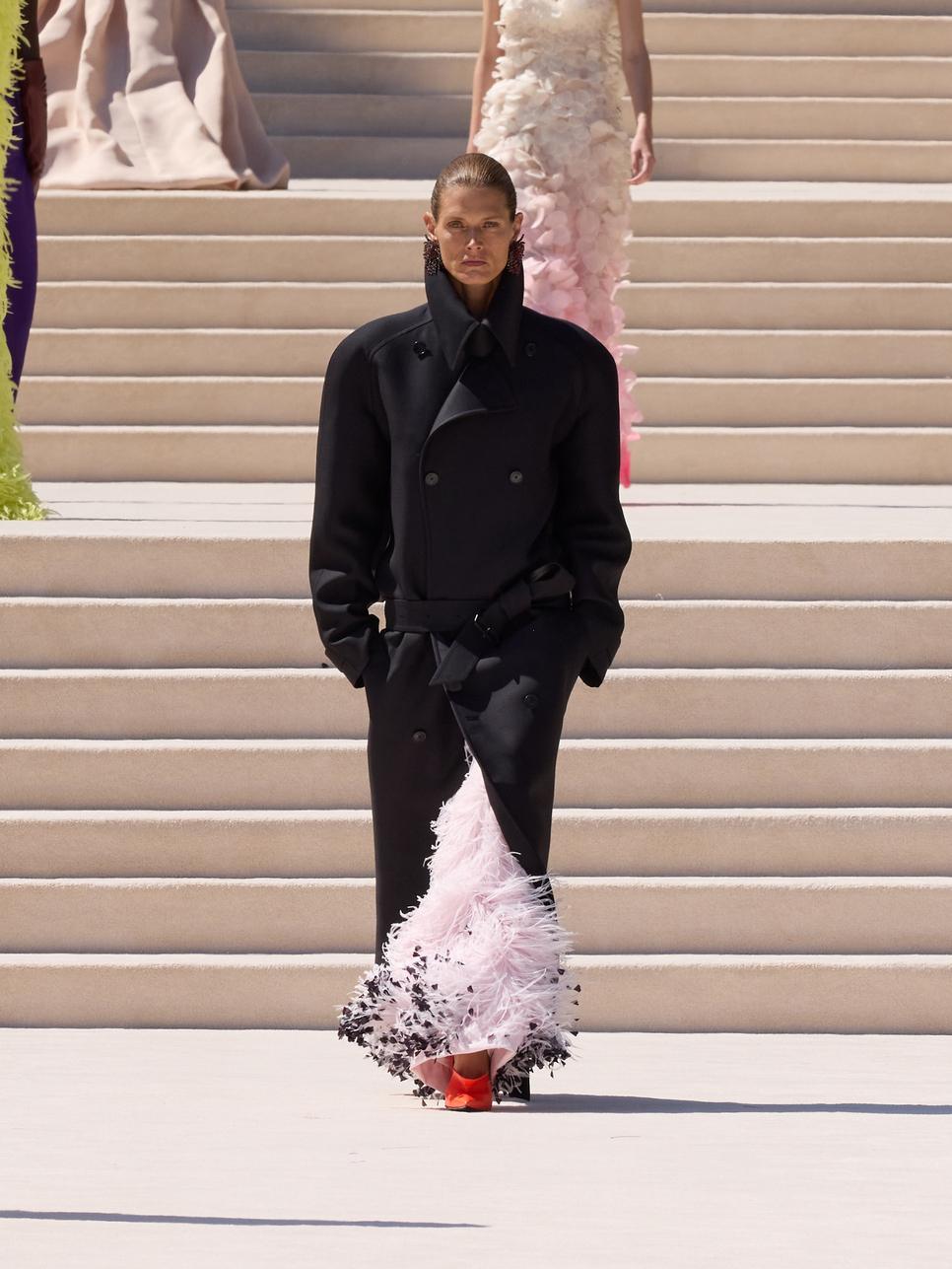 Le défilé Balenciaga haute couture automne-hiver 2026-2027 par Pierpaolo Piccioli