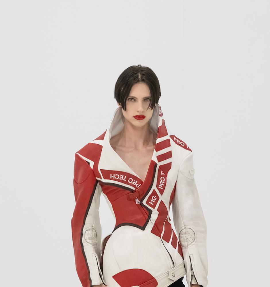 Le make up du look 15 du défilé Jean Paul Gaultier haute couture automne-hiver 2026-2027.