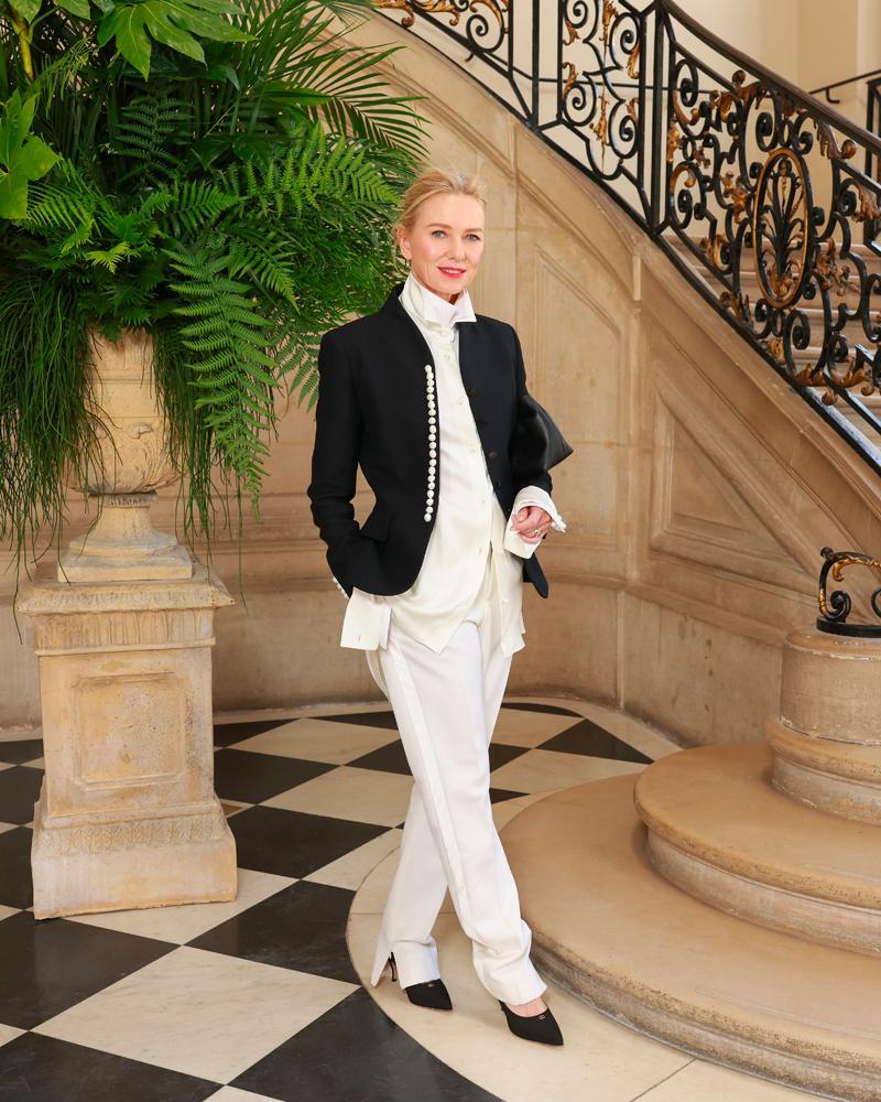 Naomi Watts au défilé Dior haute couture automne hiver 2026-2027.