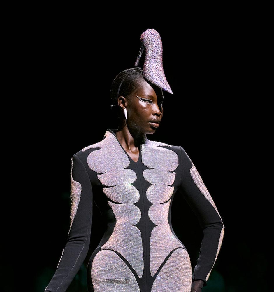 Le make up du look 11 du défilé Robert Wun haute couture automne-hiver 2026-2027.